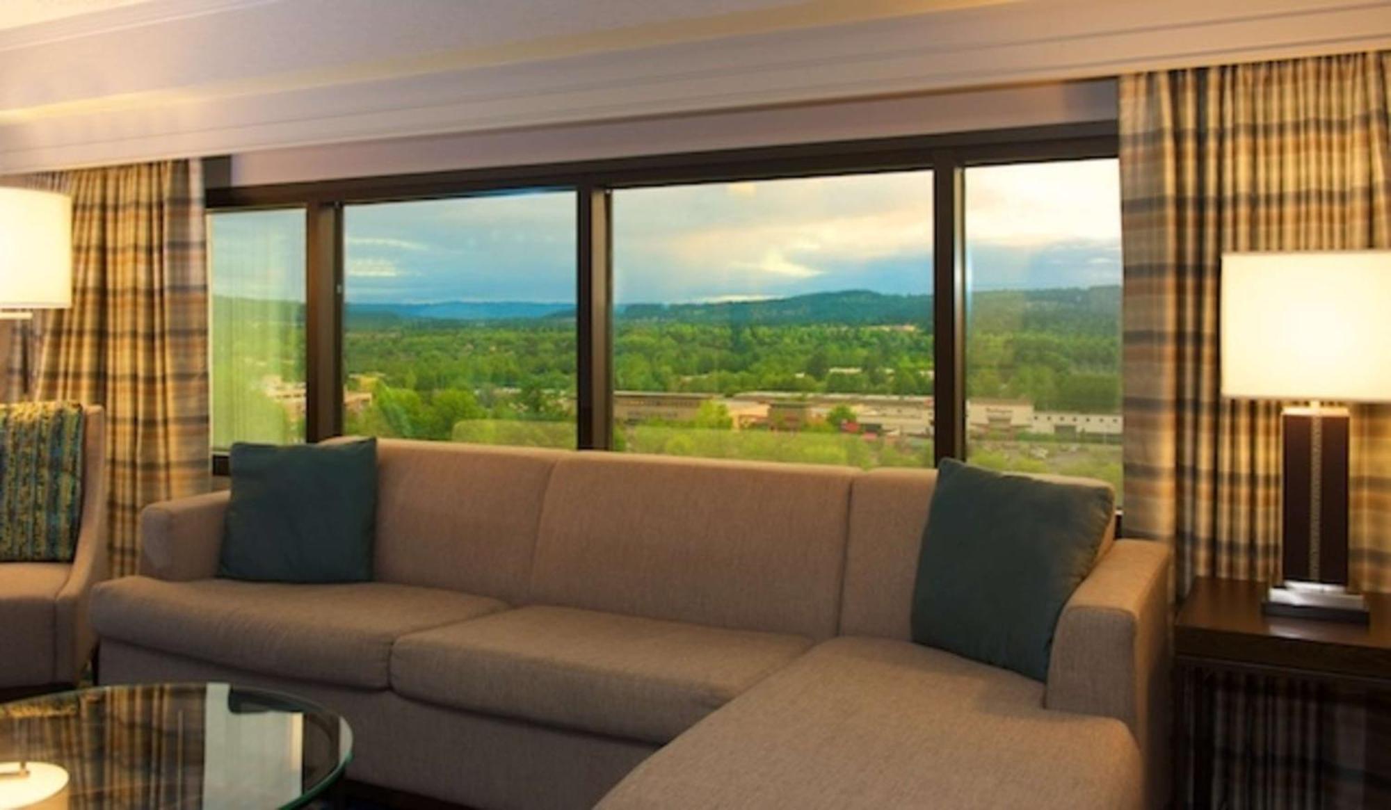 Embassy Suites By Hilton Portland Tigard Ngoại thất bức ảnh