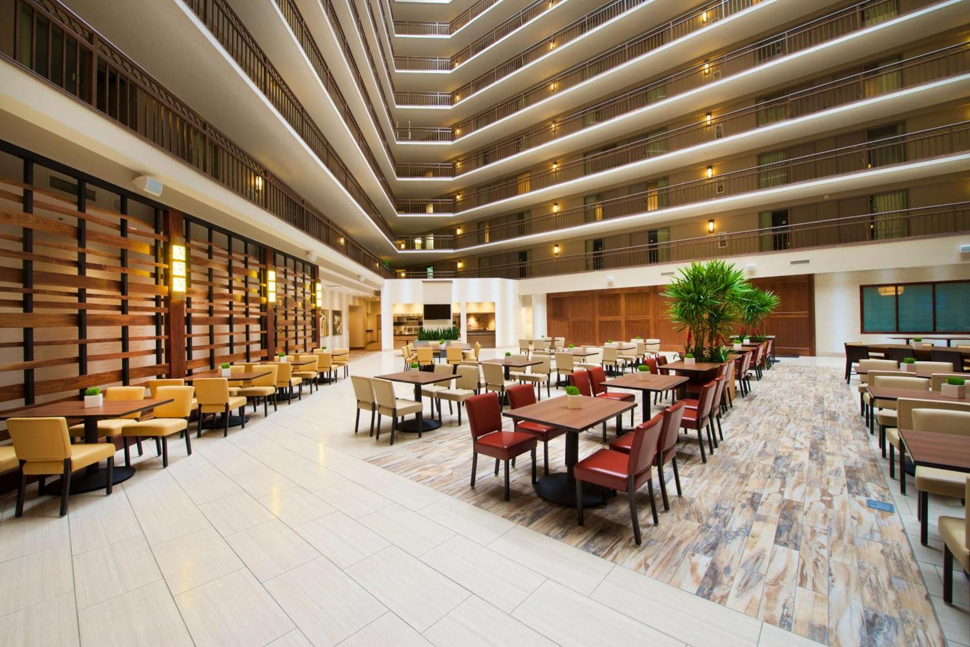 Embassy Suites By Hilton Portland Washington Square Tigard Ngoại thất bức ảnh